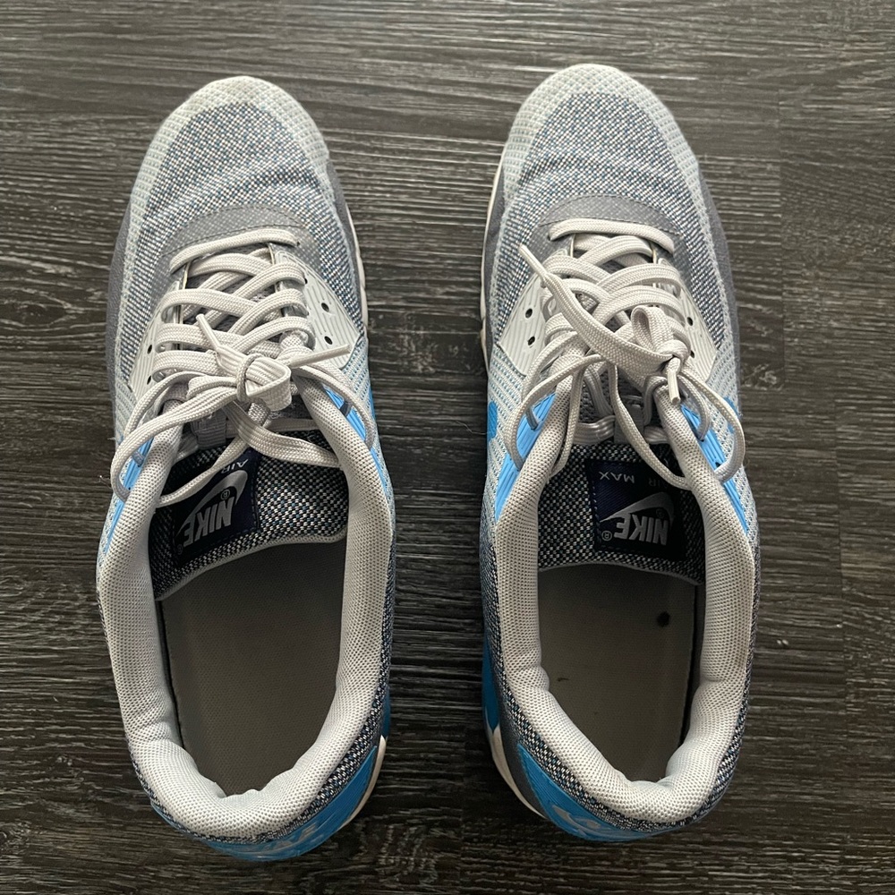 Nike AirMax 90- Gray and Sky Blue Running Shoes